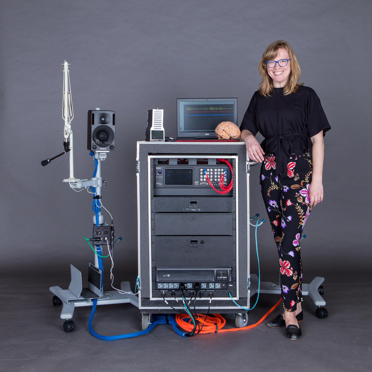 Hamilton with her portable ECoG recording equipment.